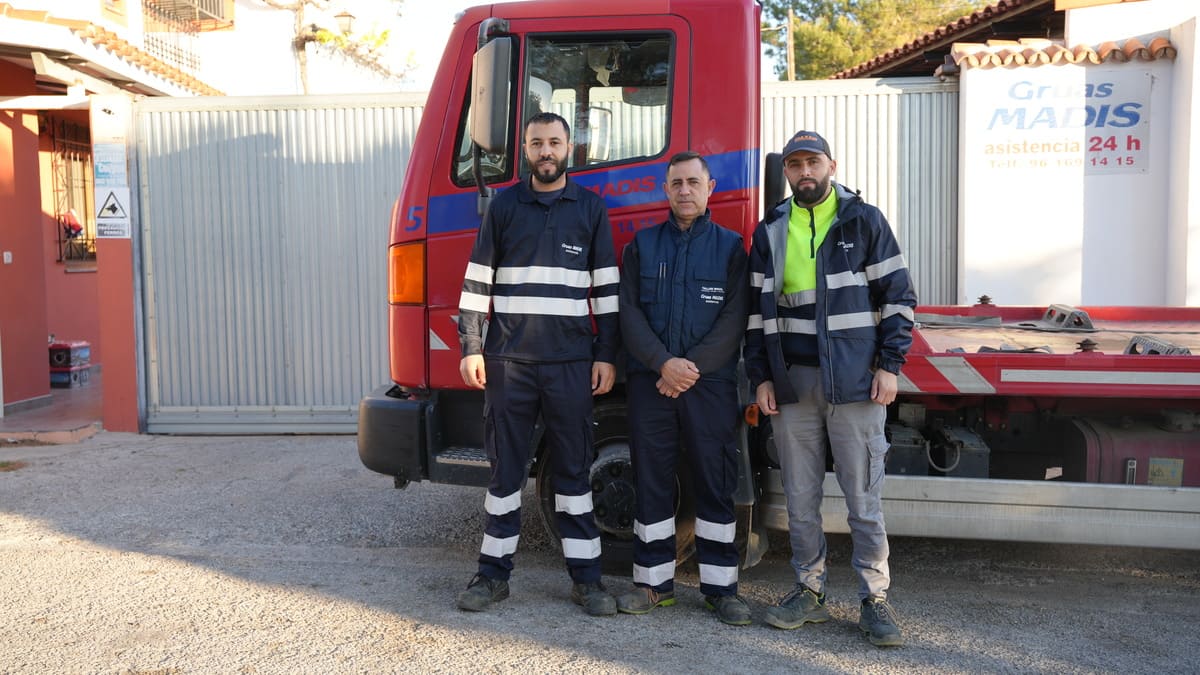 asistencia-en-carretera-valencia-grua-madis-40-anos-baja-dgt-itv (4)